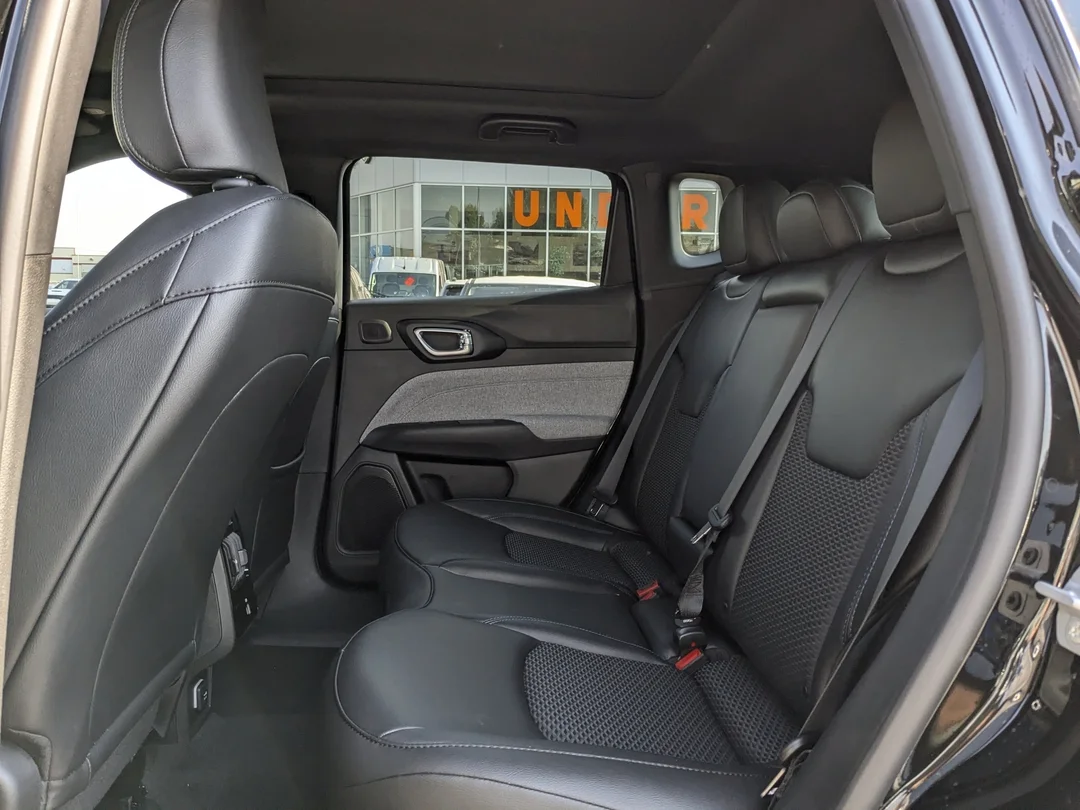 New 2026 Black Jeep North - - 4x4 - Panoramic Sunroof - Alpine Audio - Adaptive Cruise - Power Liftgate & More! image 27