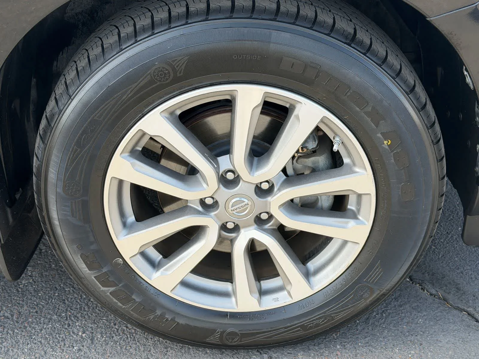 Certified Used 2015 Magnetic Black Nissan S image 9