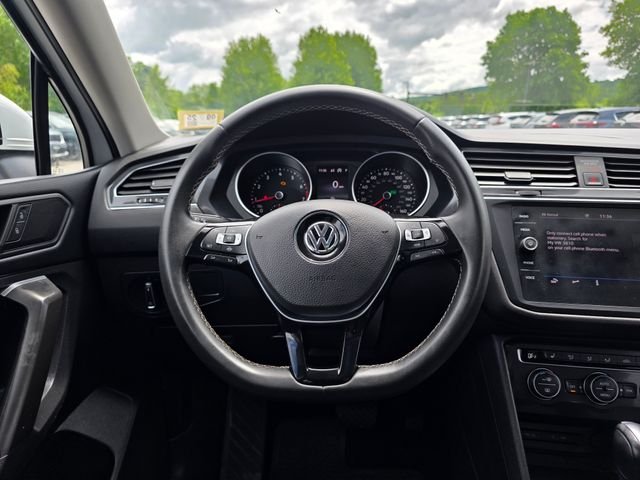 Used 2021 Pure White Volkswagen 2.0T SE image 24