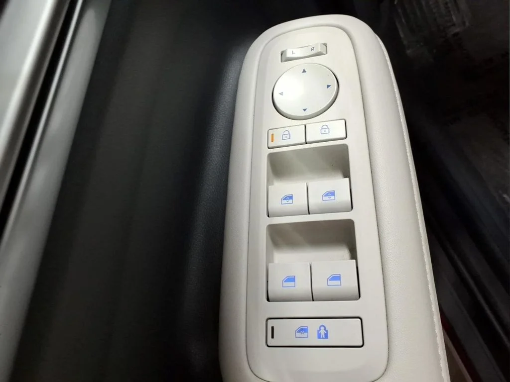 Certified Used 2025 Red Hyundai SEL image 13