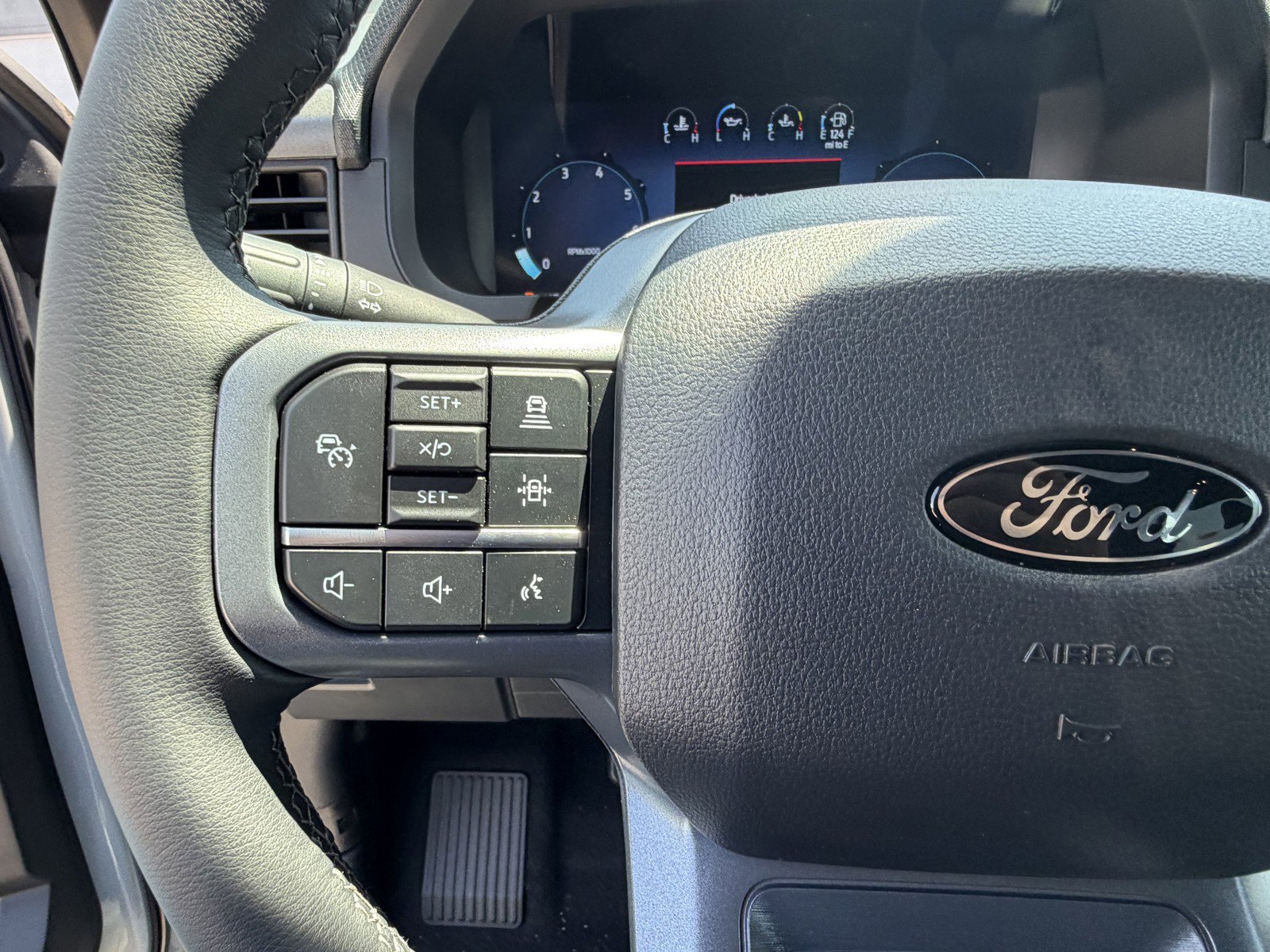 New 2026 Avalanche Ford XLT image 24