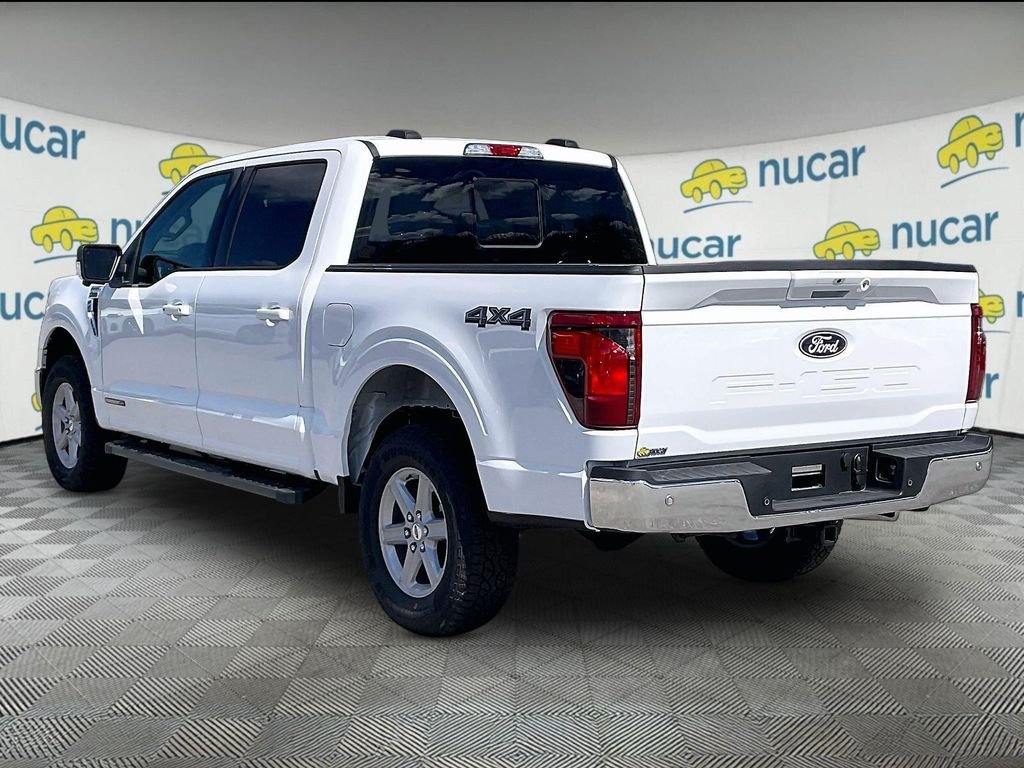 New 2026 Oxford White Ford XLT image 5