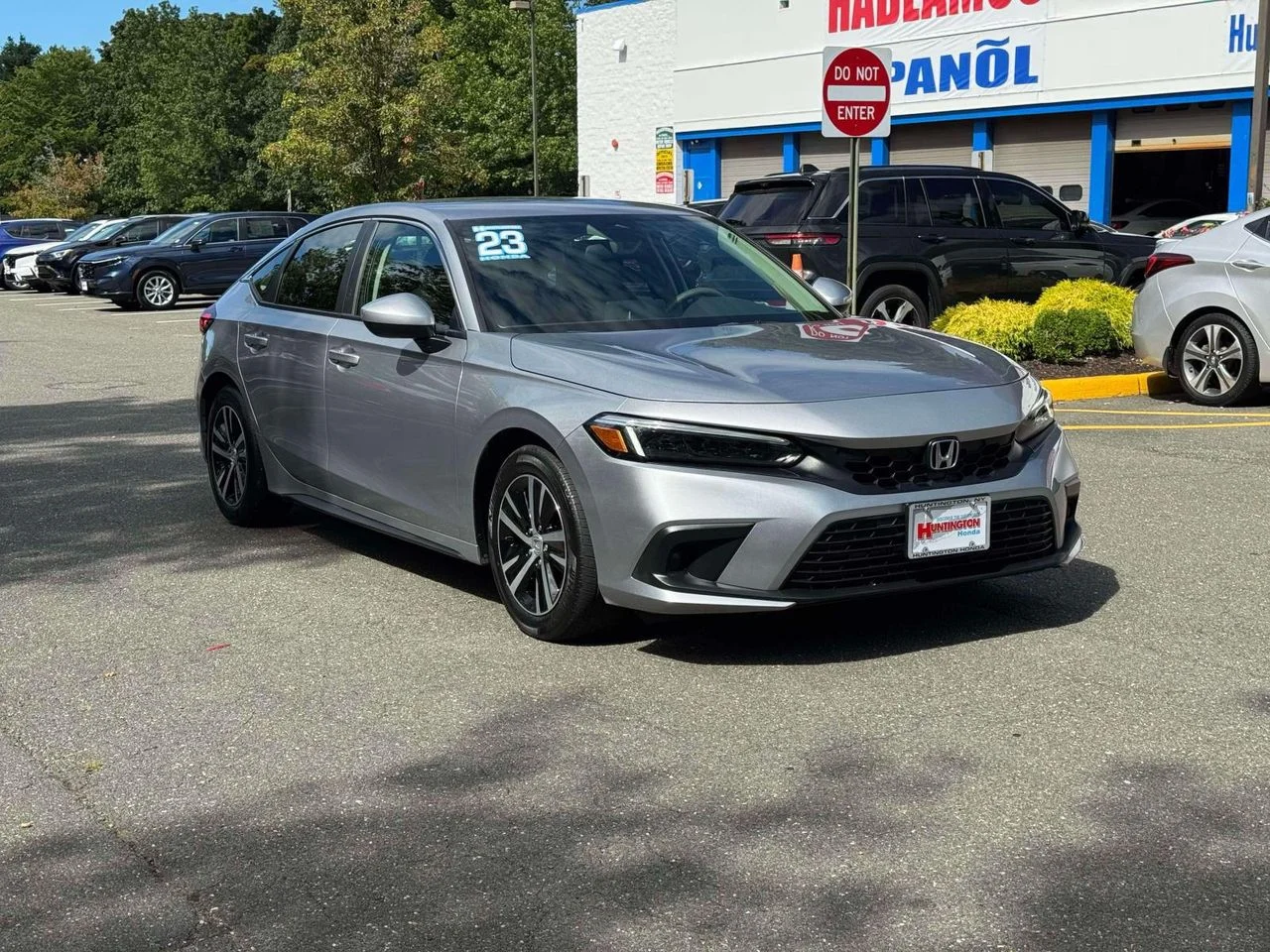Used 2023 Lunar Silver Metallic Honda LX image 1