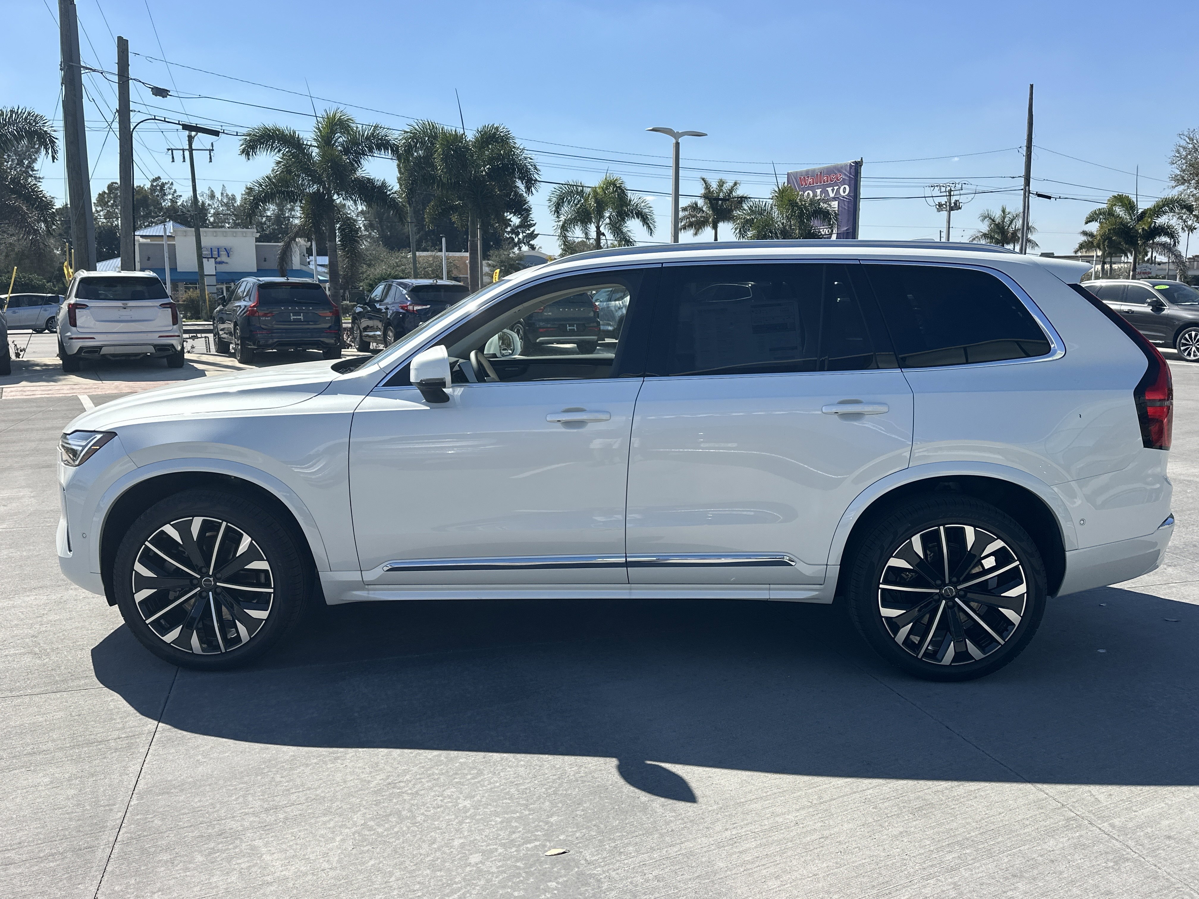 New 2026 Crystal White Volvo Ultra image 9