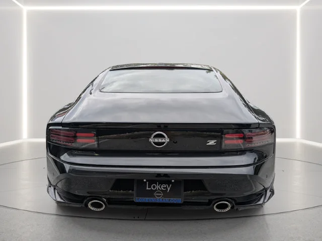 New 2027 Black Diamond Pearl Nissan Sport image 5