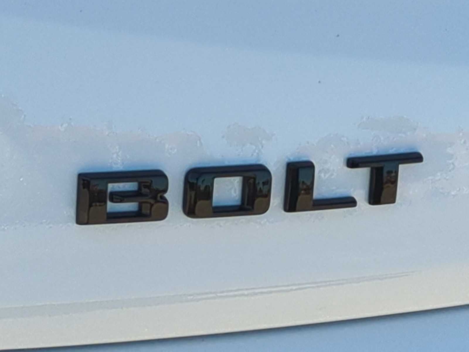 2027 Chevrolet Bolt LT - Photo 9