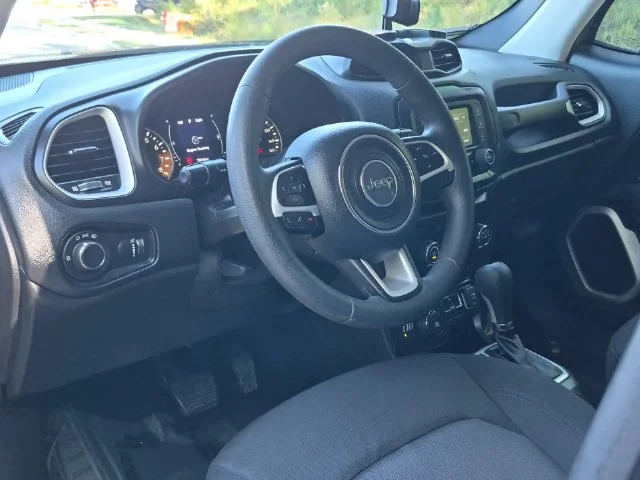 Used 2018 Gray Jeep Sport image 29