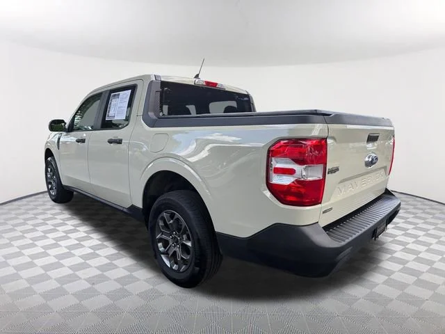 Used 2024 Beige Ford XLT image 7