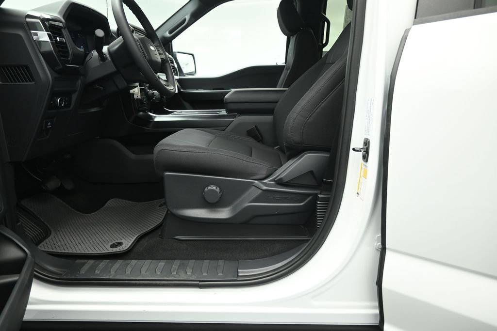 New 2026 Oxford White Ford STX image 10
