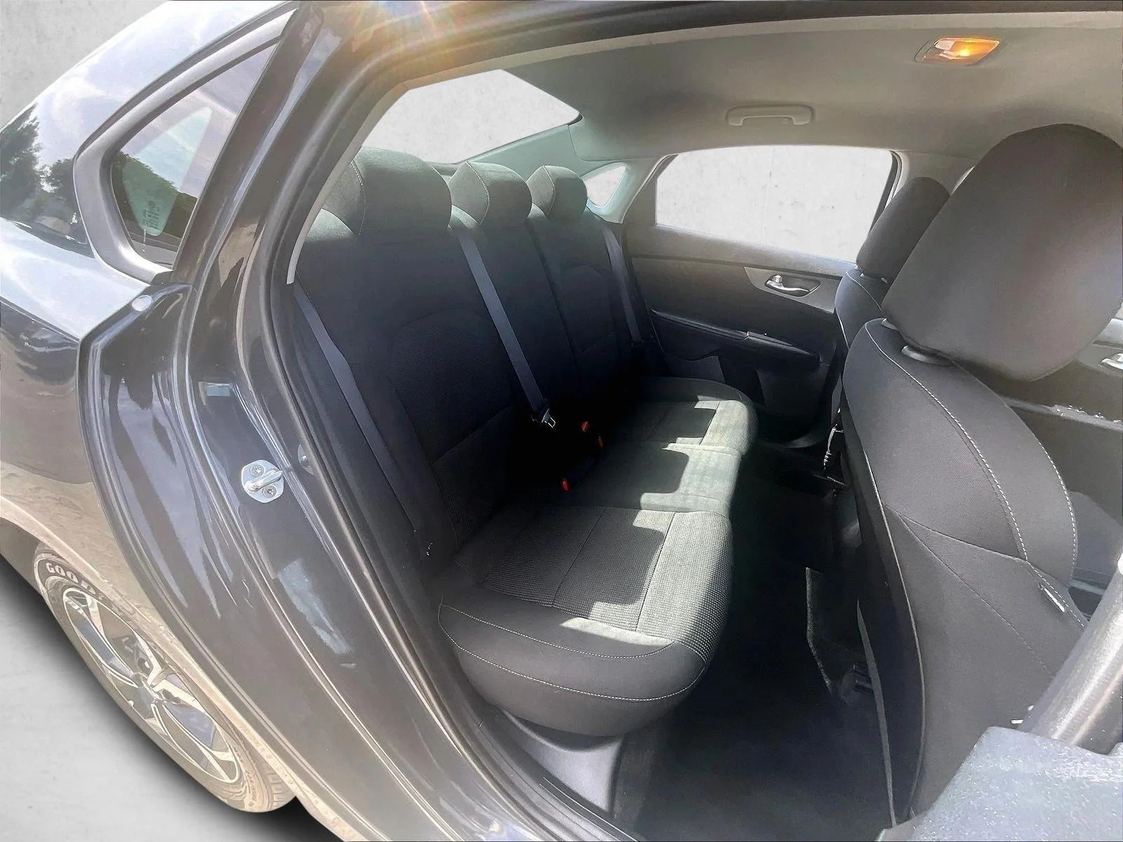 Used 2019 Gravity Grey Kia LXS image 28