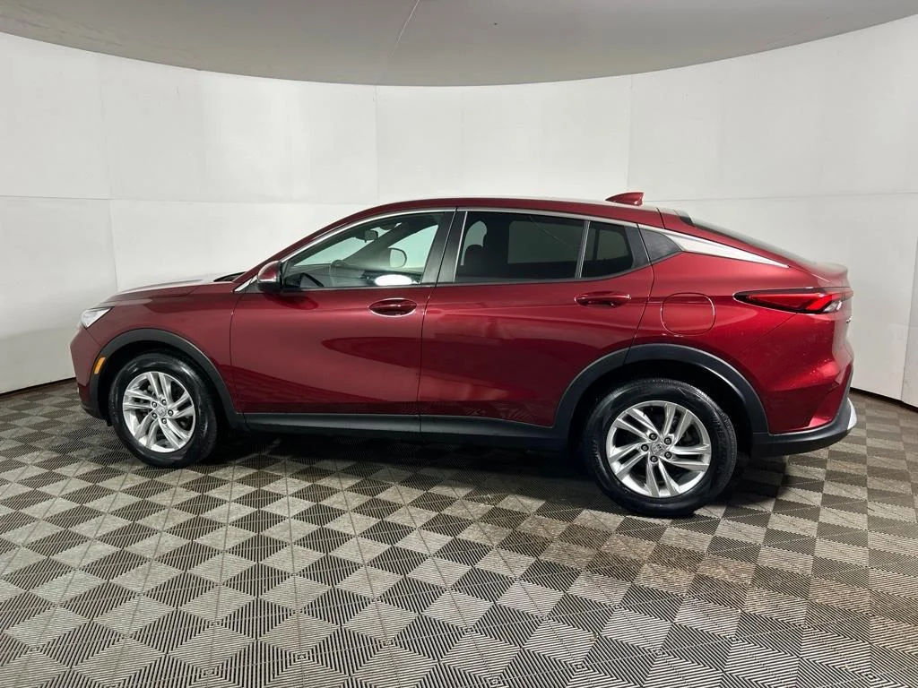 Used 2024 Cinnabar Metallic Buick Preferred image 10