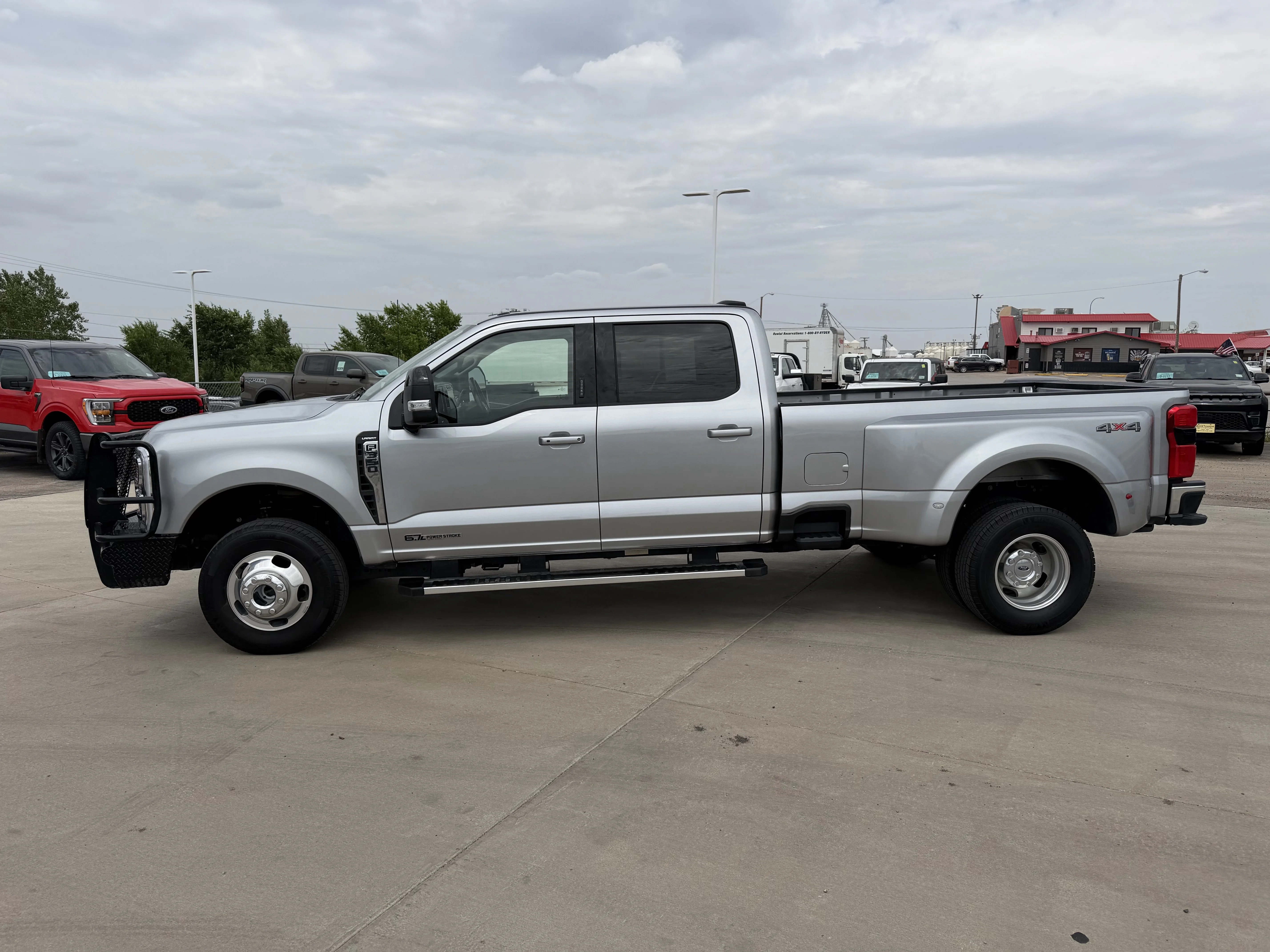 Used 2024 Blue Ford LARIAT image 8