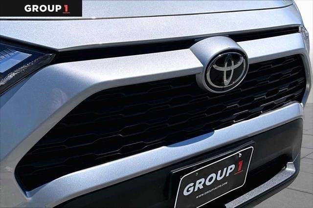 Certified Used 2024 SILVER SKY METALLIC Toyota  image 32
