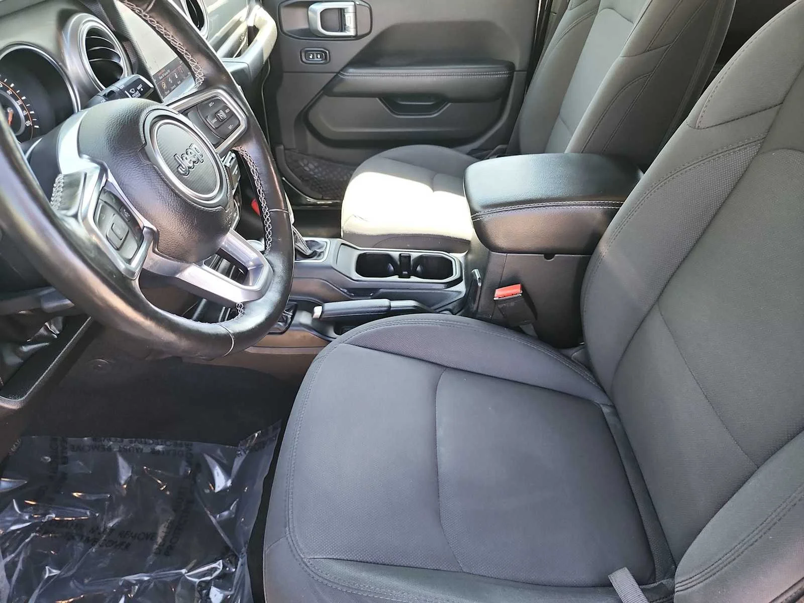 Used 2022 Black Clearcoat Jeep Unlimited Sahara image 15