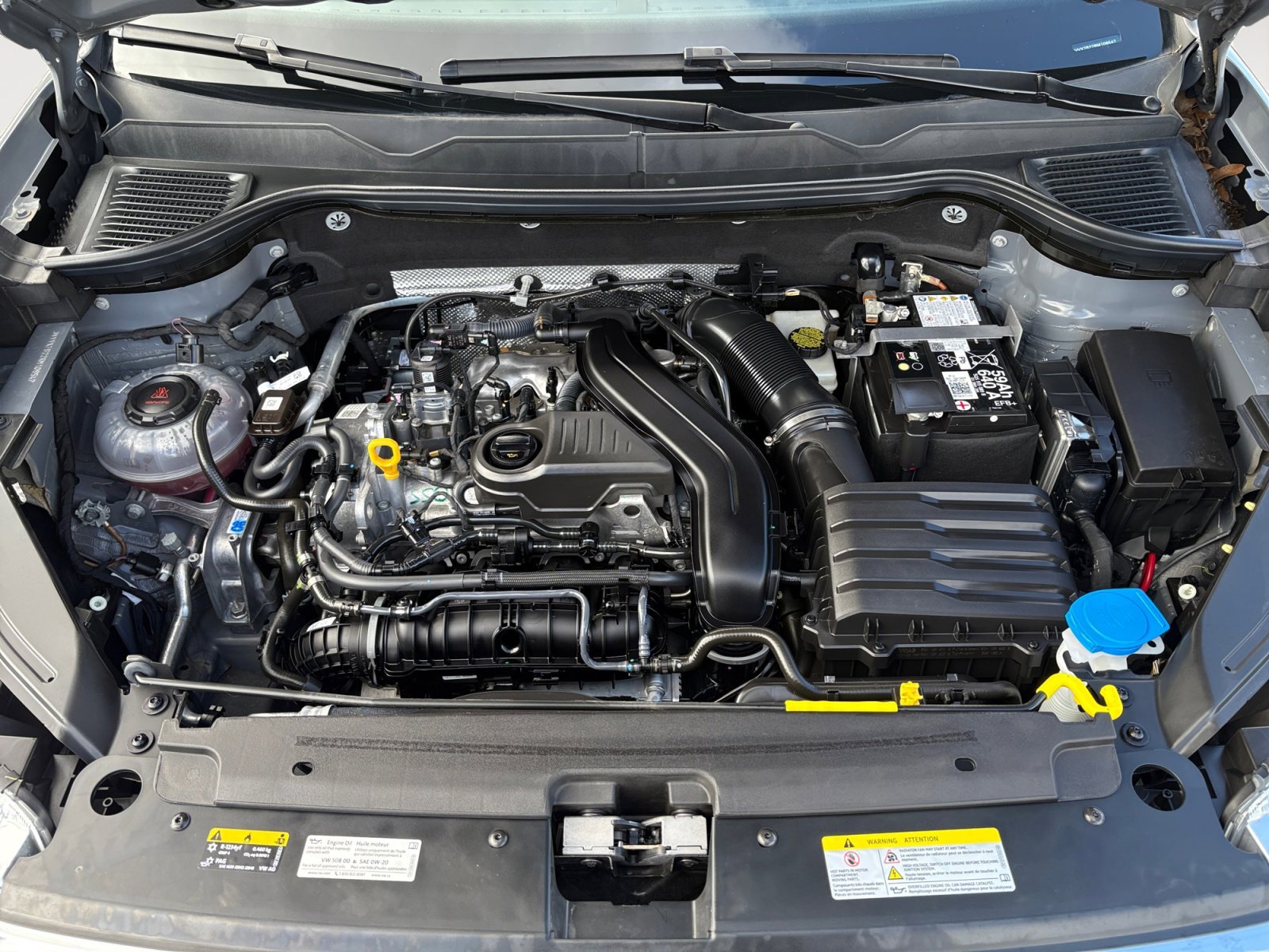 Certified Used 2024 Pure Gray Volkswagen SE image 27