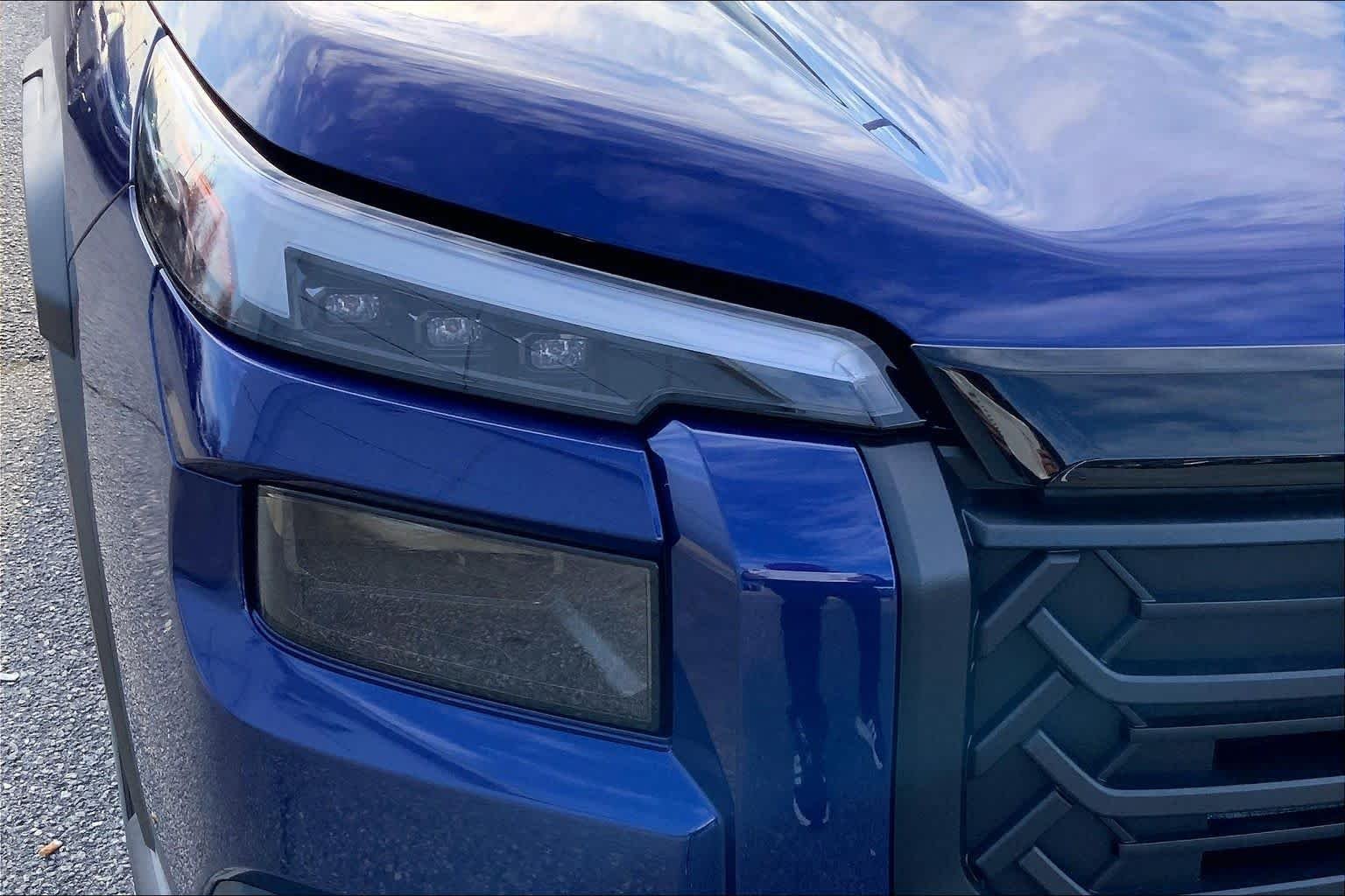 New 2026 SAPPHIRE BLUE PEARL Subaru Premium image 13