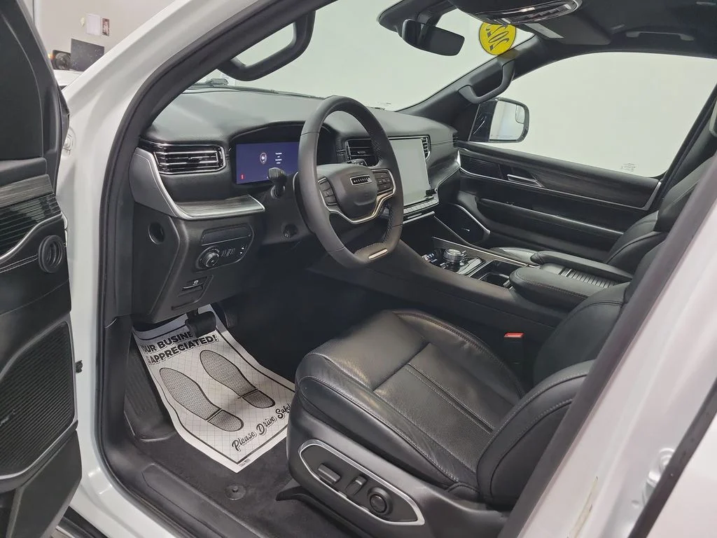 Used 2023 White Jeep Series II image 36