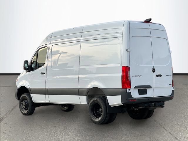 New 2026 Arctic White Mercedes-Benz Cargo 144 WB image 5