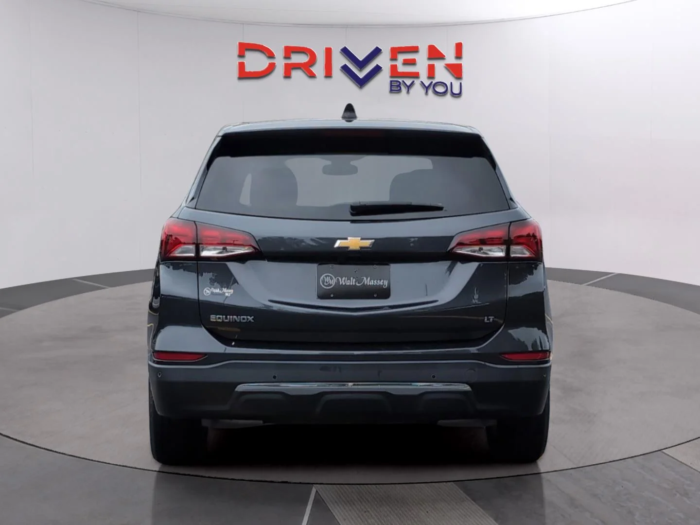 Used 2022 Iron Gray Metallic Chevrolet LT image 4