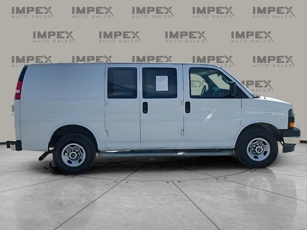 Used 2023 White GMC Work Van image 6