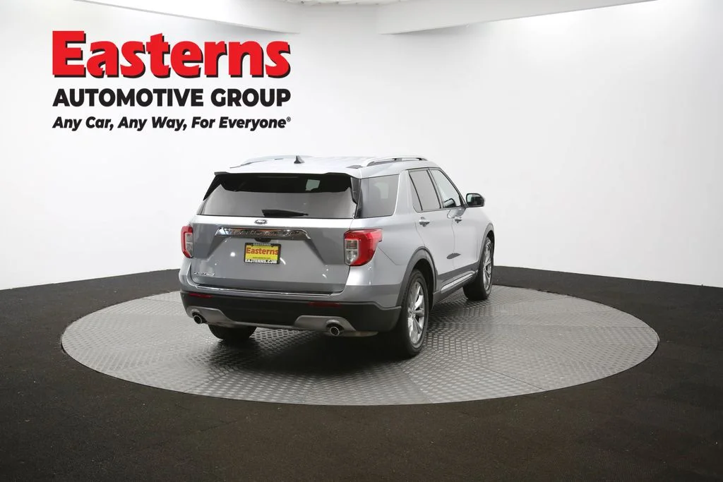 Used 2024 Silver Ford Limited image 44