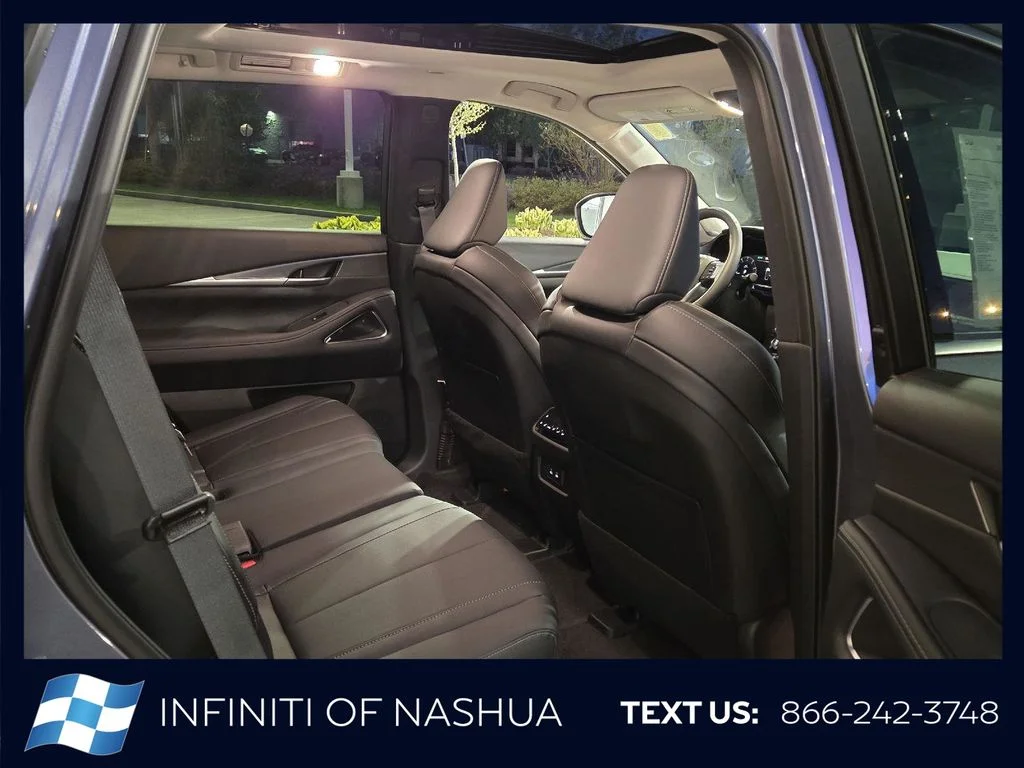 New 2027 MOONBOW BLUE INFINITI Luxe AWD image 18