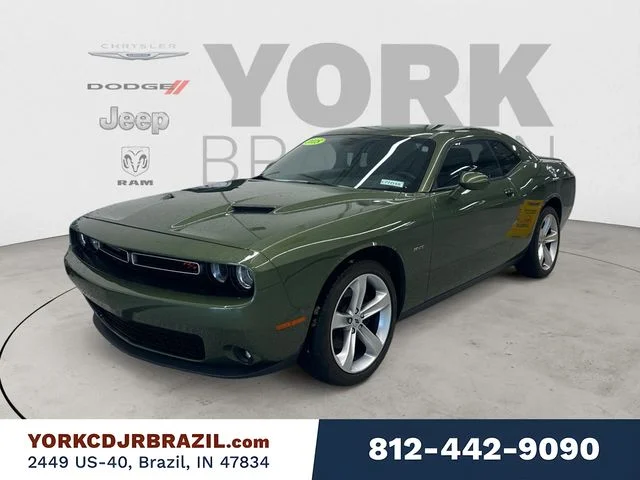 2018 Dodge Challenger R/T's photo