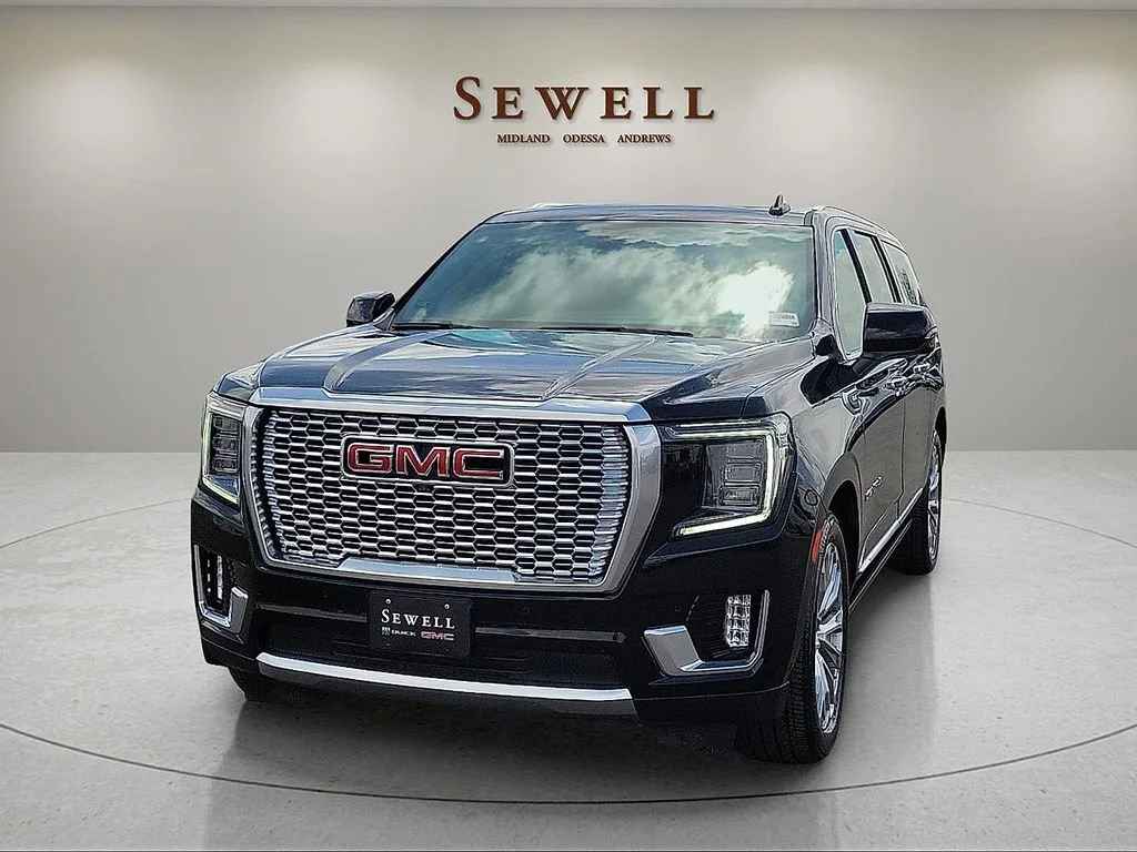 2023 GMC Yukon Denali AWD's photo