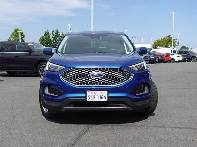 Used 2024 Blue Ford SEL image 2