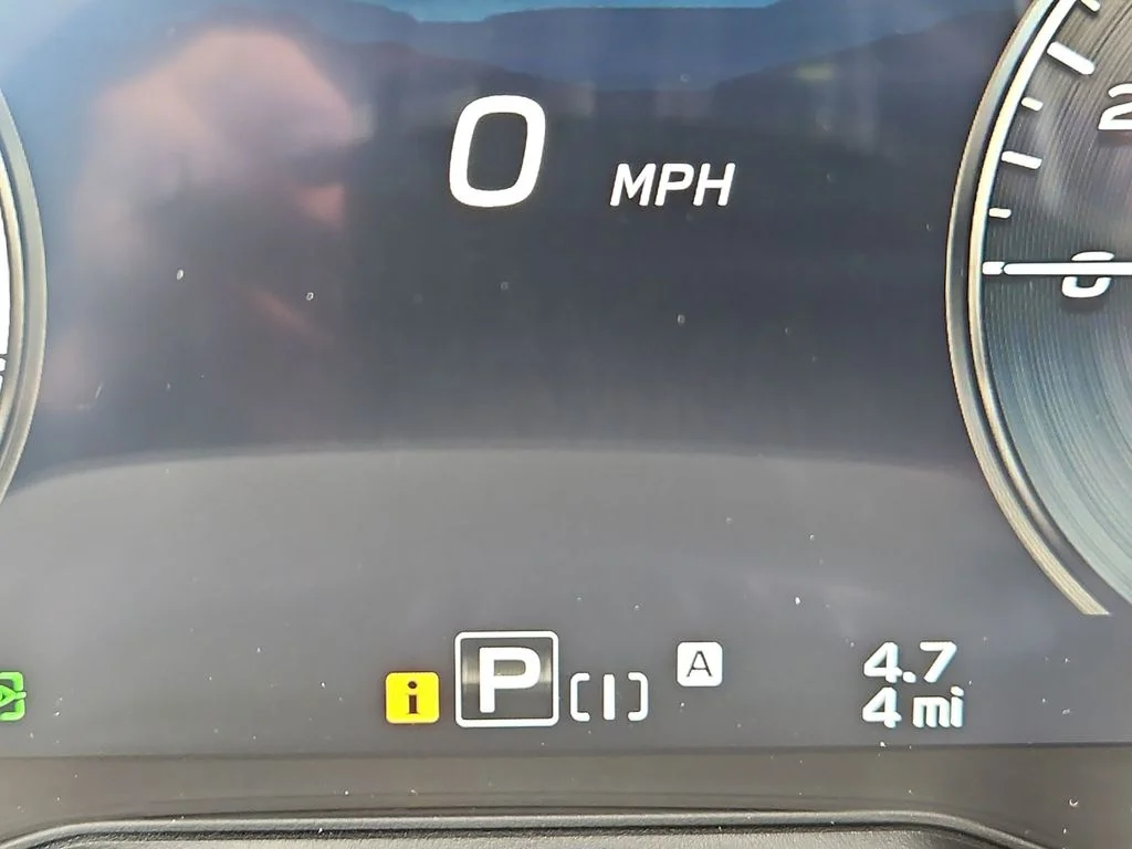 New 2026 CRYSTAL WHITE PEARL Subaru Limited Hybrid image 36