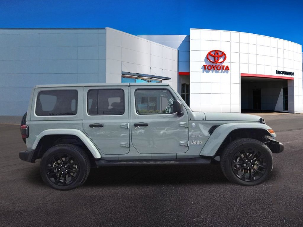 Used 2024 Gray Jeep Sahara 4xe image 10