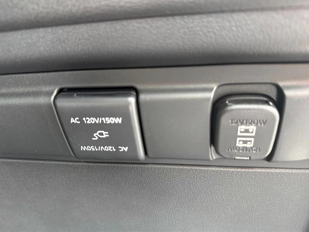New 2026 Platinum Mazda 3.3 Turbo Premium Plus image 31