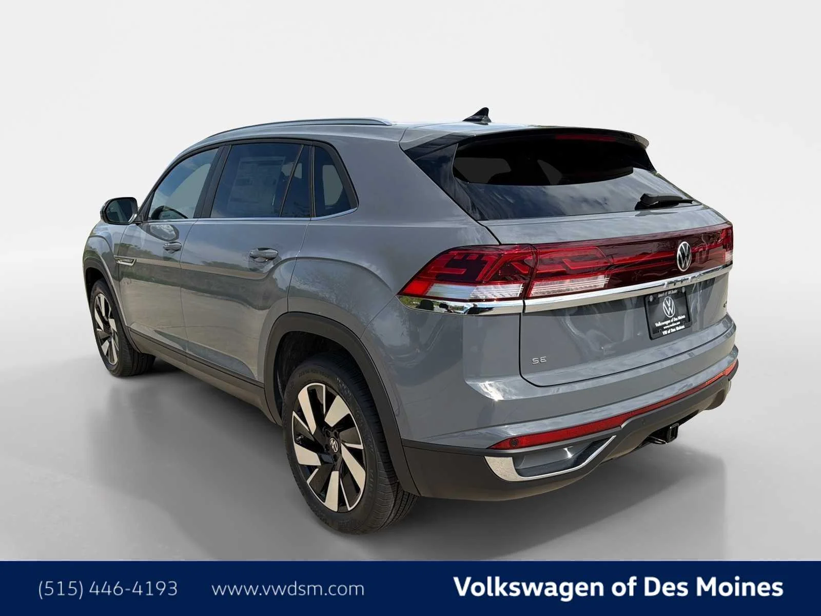 New 2026 Pure Gray Volkswagen 2.0T SE w/Technology image 4