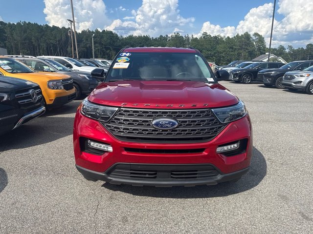 2024 Ford Explorer XLT