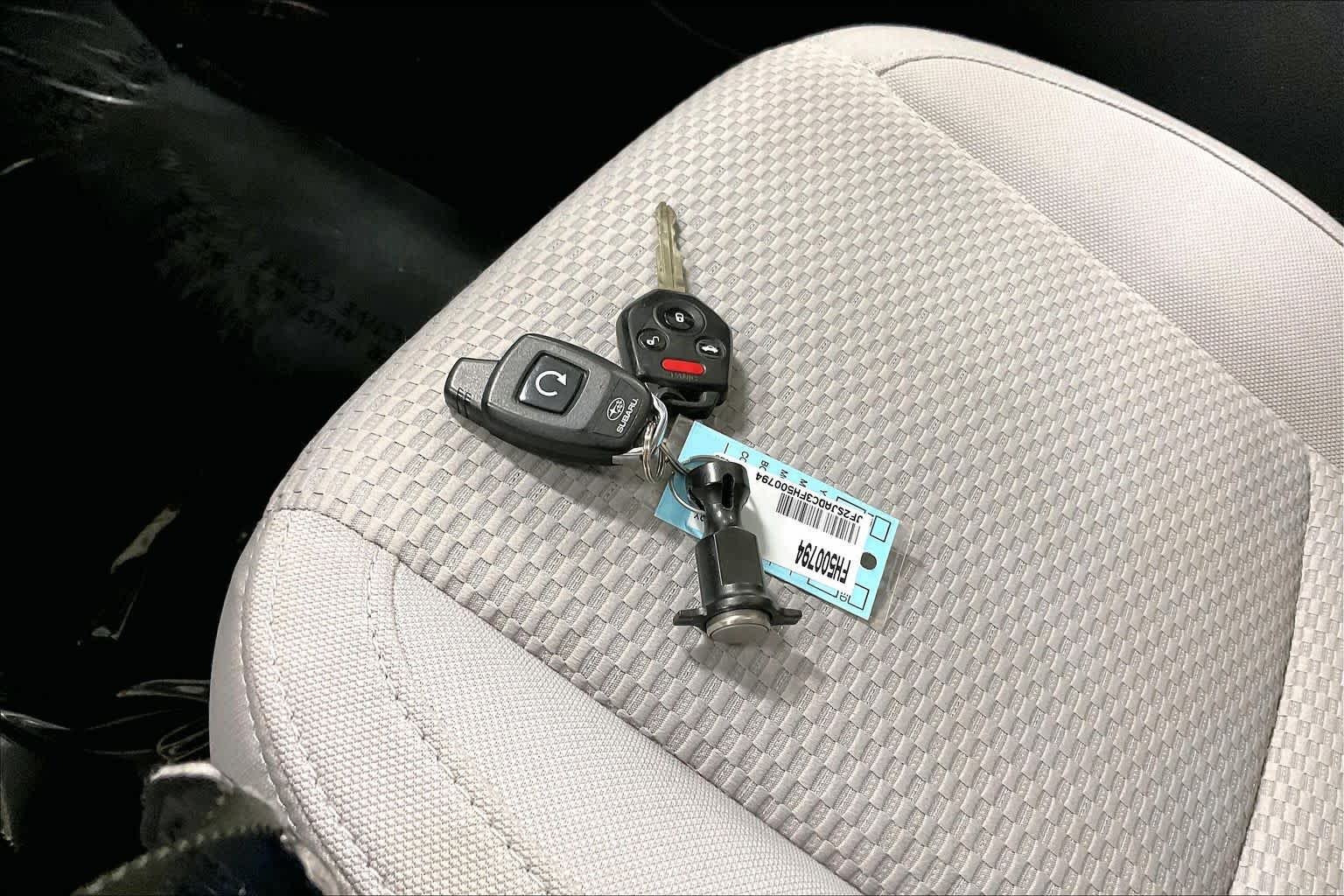 Used 2015 Dark Gray Metallic Subaru 2.5i Premium image 15