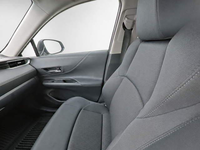 Used 2022  Toyota LE image 20