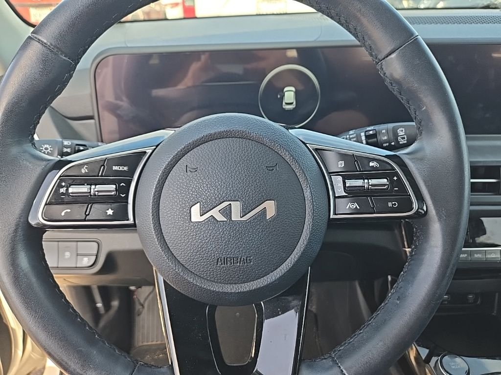 Used 2024 White Kia EX image 15