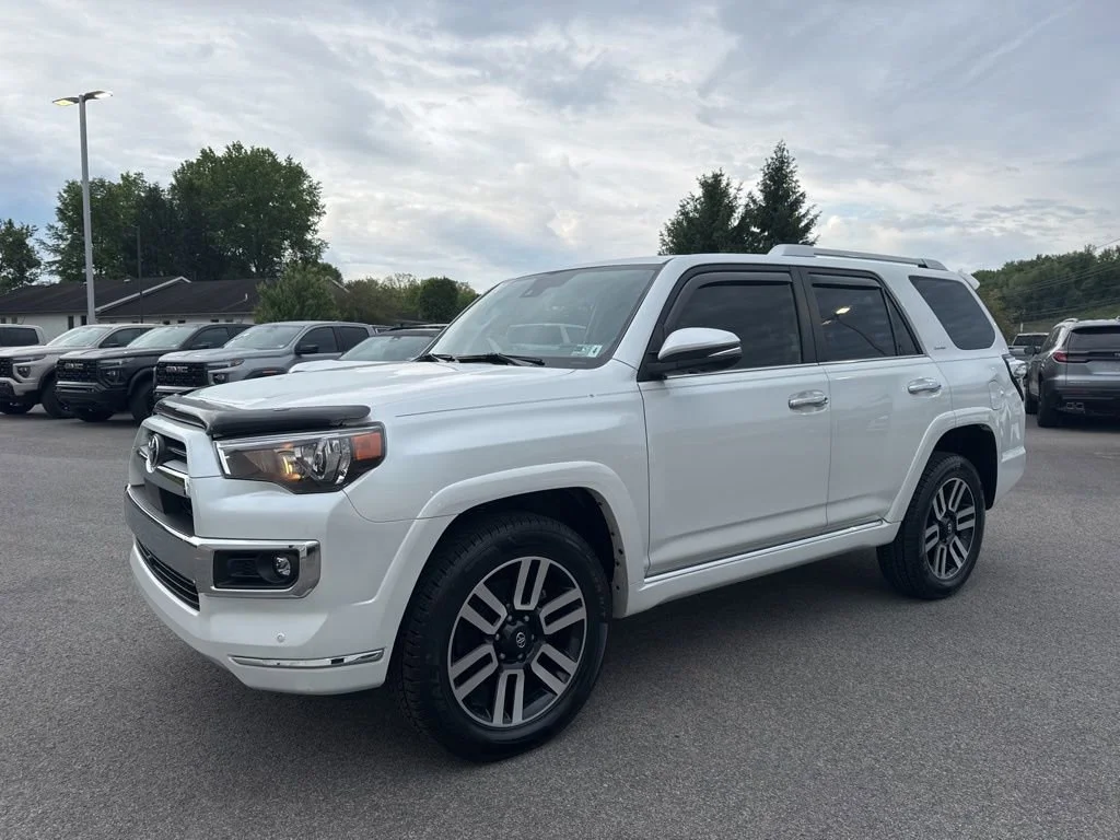 2024 Toyota 4Runner Limited 4WD V6's photo
