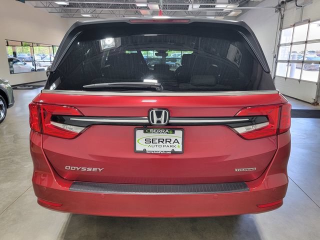 Used 2022 Red Honda Touring image 6