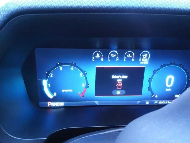 Used 2025  Ford XLT image 5