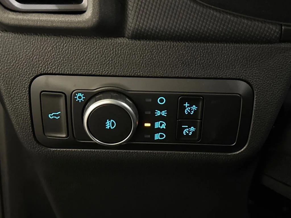 New 2025 Black Ford Outer Banks image 31