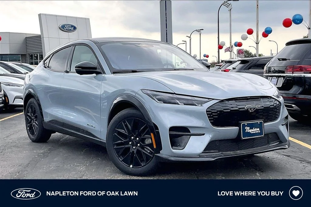 2026 Ford Mustang-Mach-e Premium's photo