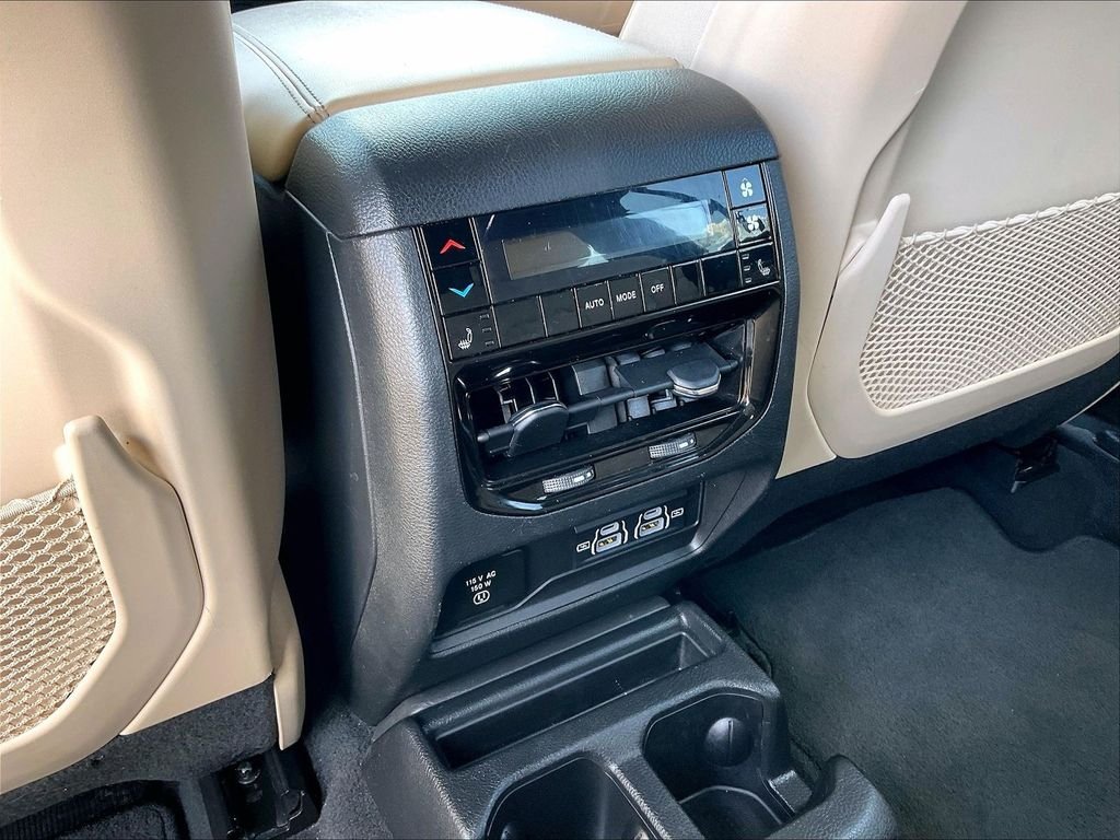 Used 2023 Bright White Clearcoat Jeep Limited image 28