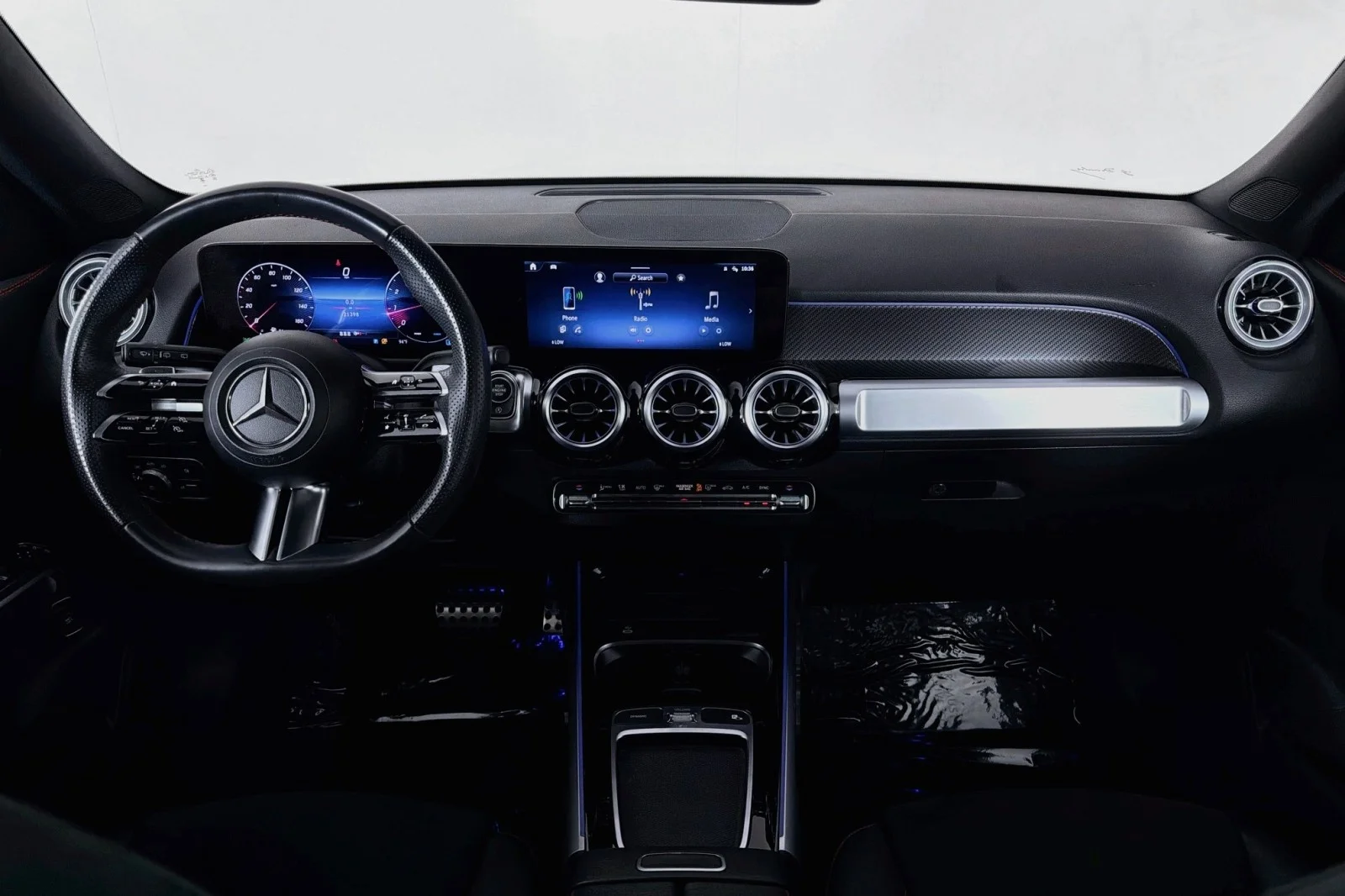 Used 2024 Polar White Mercedes-Benz 250 image 5