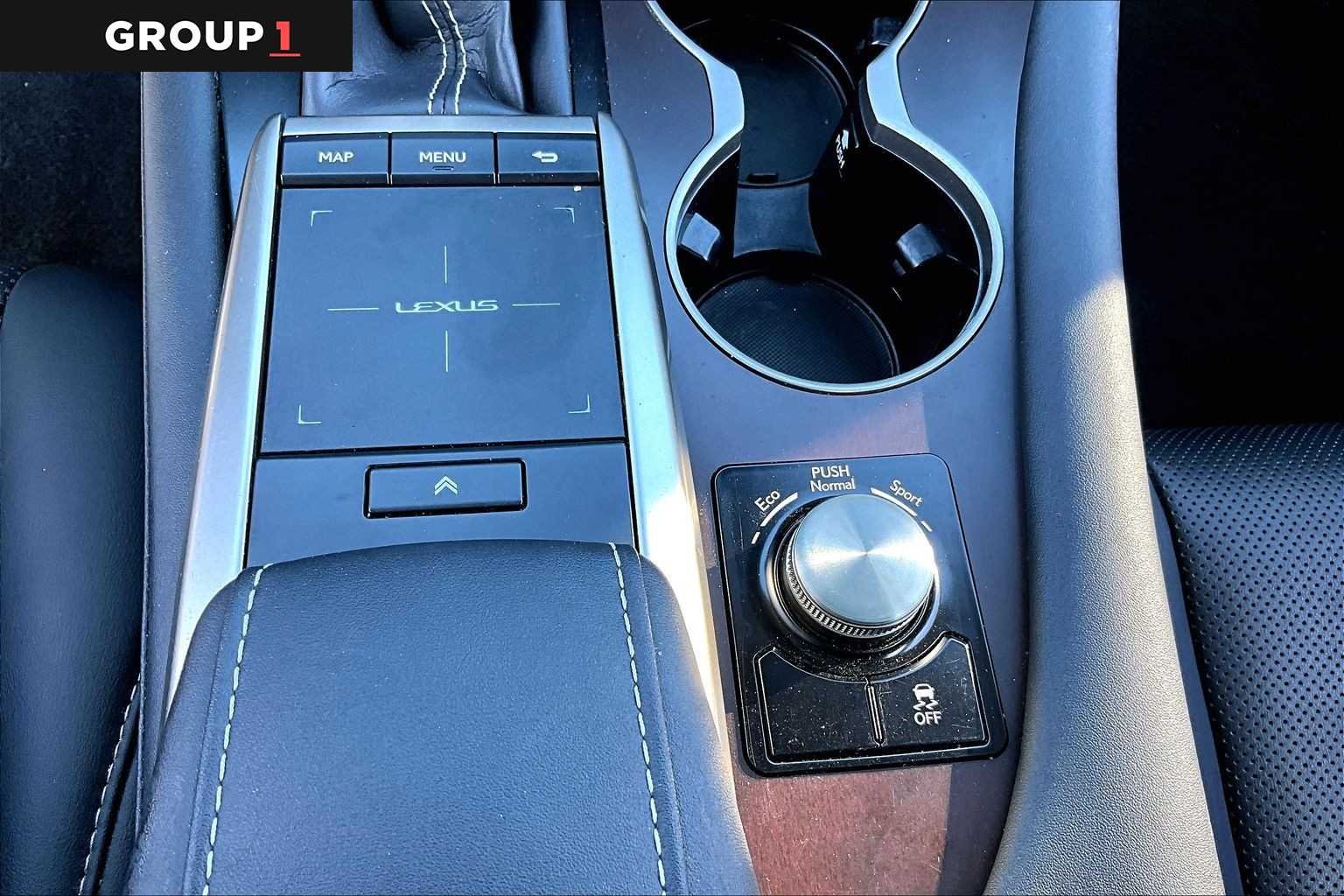 Certified Used 2021 EMINENT WHITE PEARL Lexus  image 32