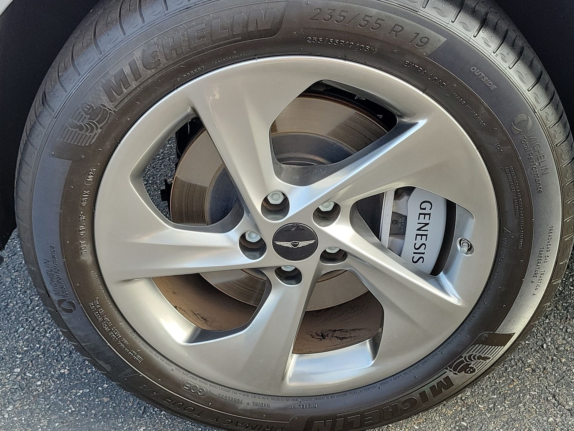 Certified Used 2026 Silver Genesis 2.5T Advanced image 25