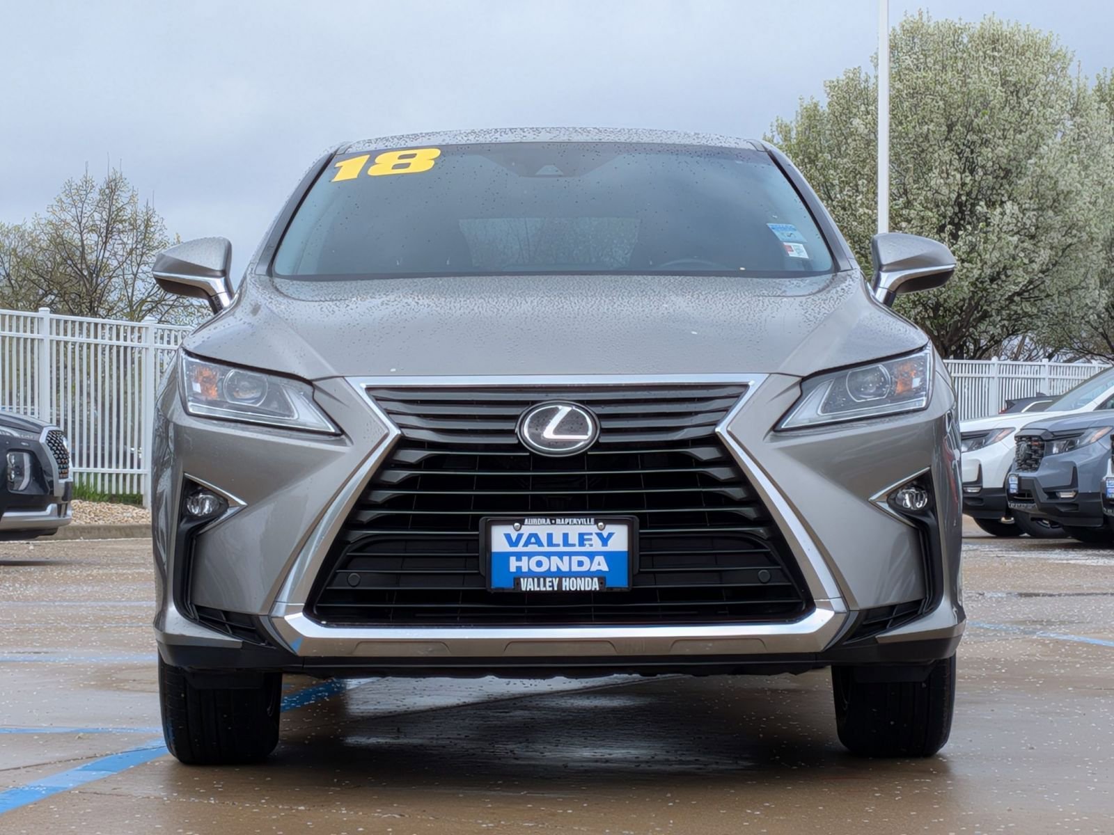Used 2018 Atomic Silver Lexus 350 FWD image 3