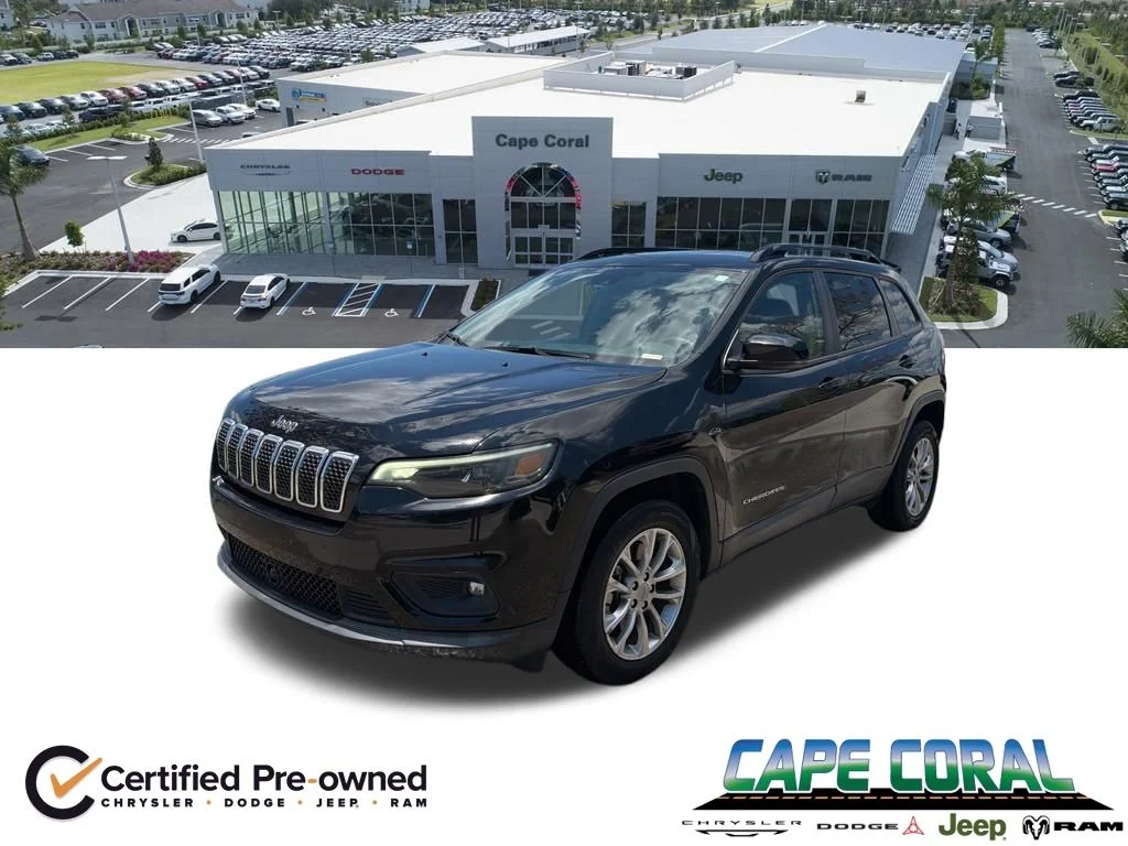 2022 Jeep Cherokee Latitude Lux's photo