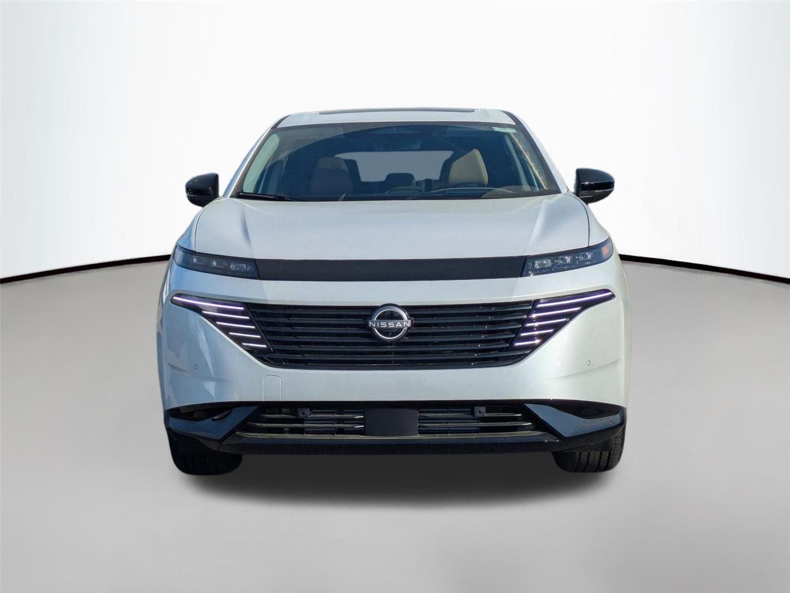 New 2026 Everest White Pearl TriCoat Nissan Platinum image 2