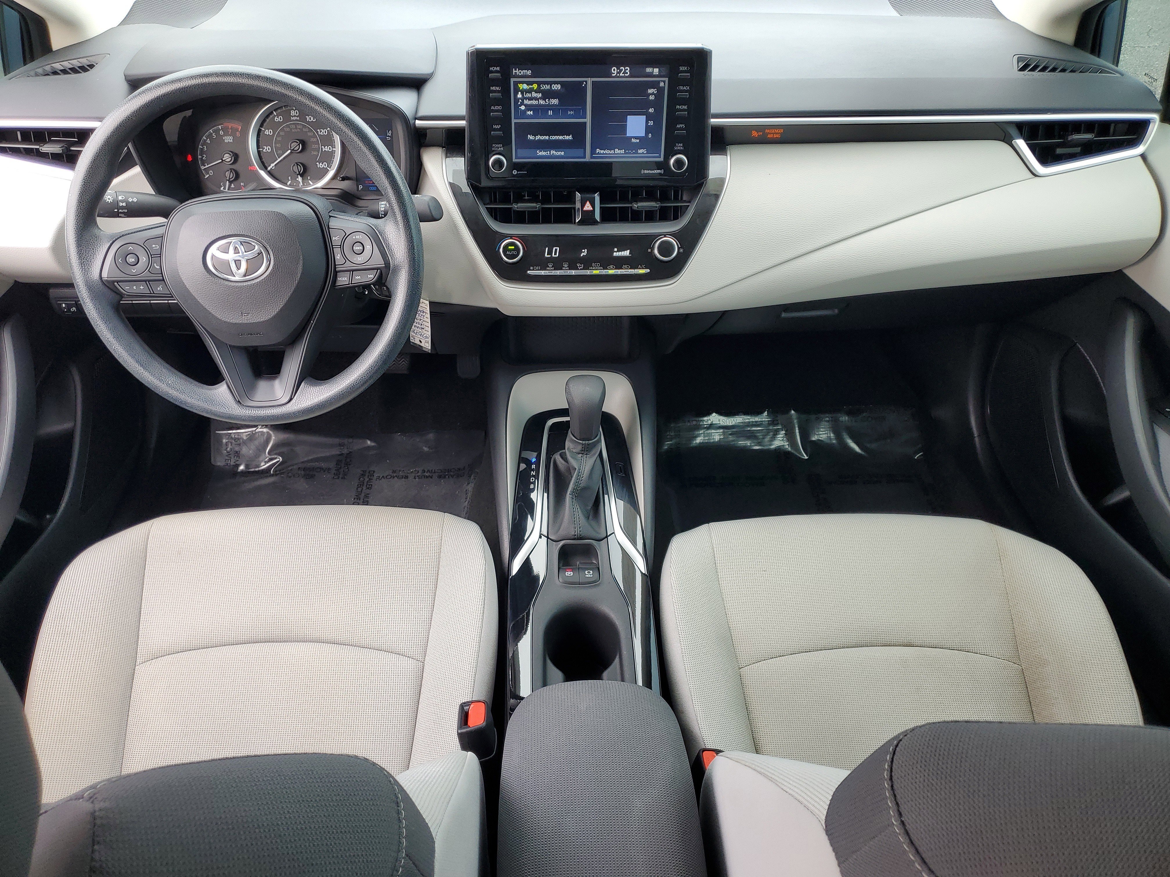 Used 2022  Toyota LE image 10